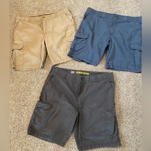 Men’s Size 42 Lee Extreme Motion Lightweight Cargo Shorts- Lot of 4 Shorts